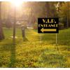 Beistle S54912AZ3 V.I.P. Entrance Yard Sign 3 Piece, Black/Gold(1 Piece)